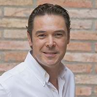 Interview Dr Luis Carrière